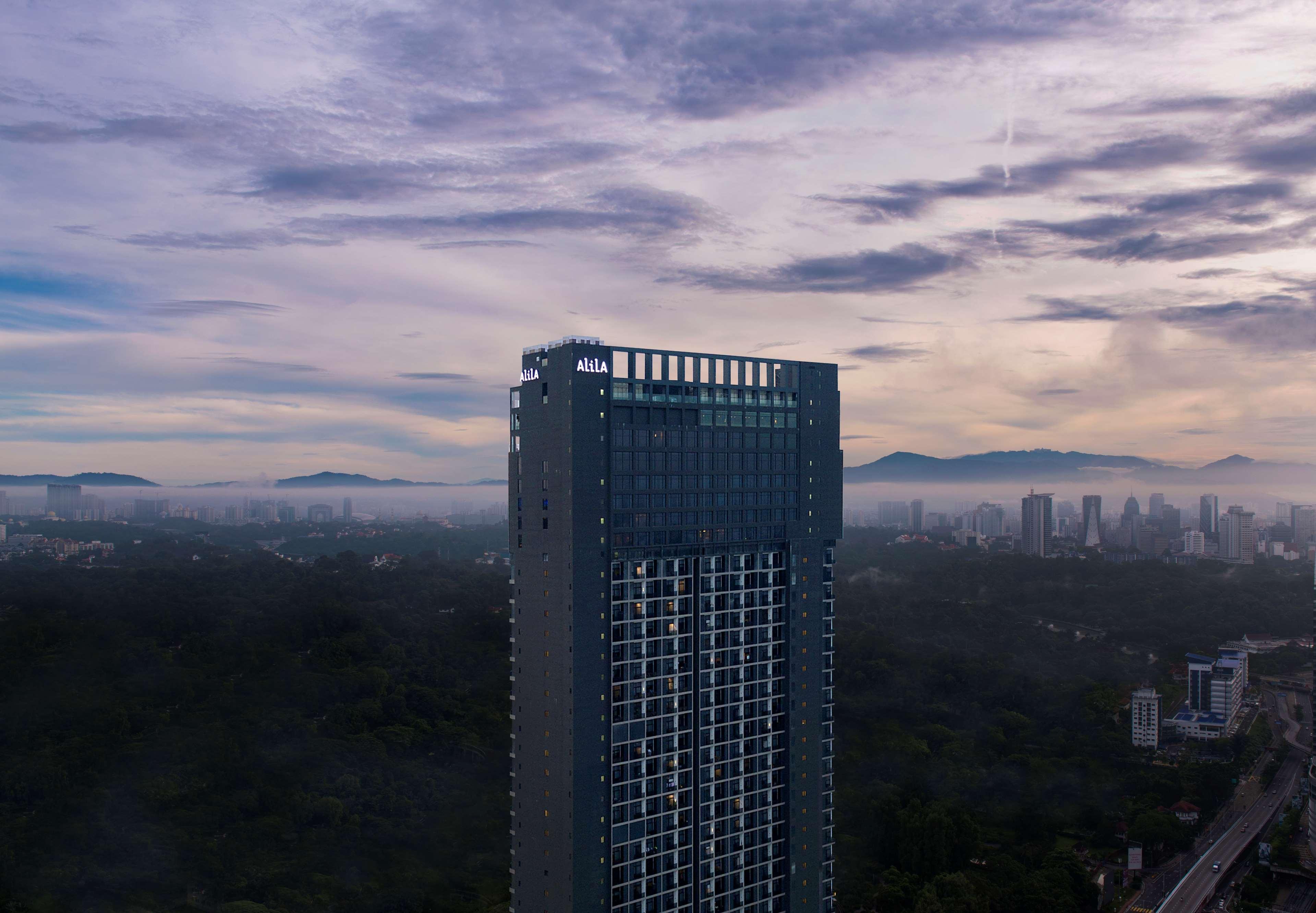 Alila Bangsar Kuala Lumpur Hotel Ngoại thất bức ảnh The Peak