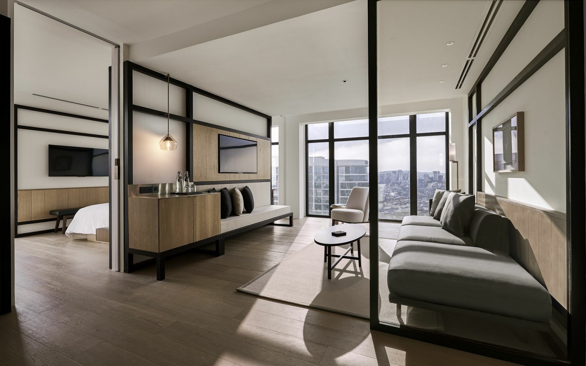 Alila Bangsar Kuala Lumpur Hotel Ngoại thất bức ảnh A suite at The Standard East Village