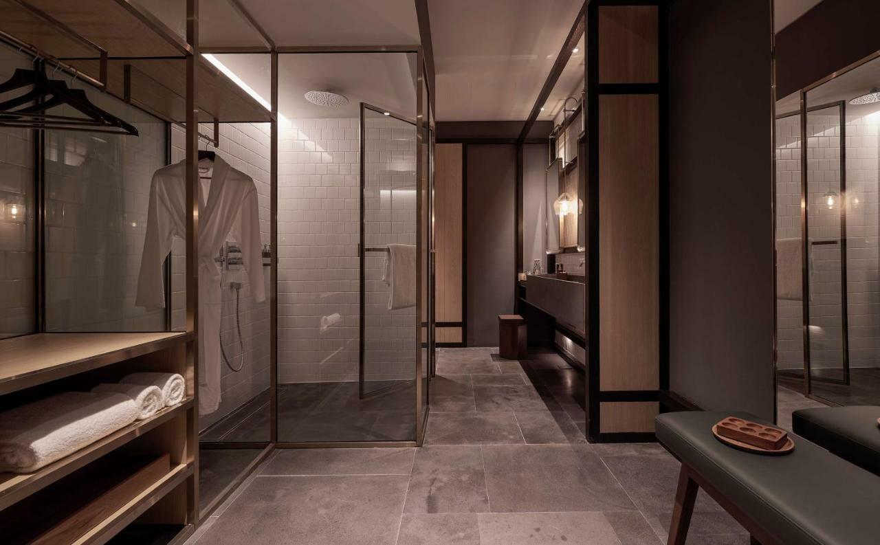 Alila Bangsar Kuala Lumpur Hotel Ngoại thất bức ảnh Bathroom